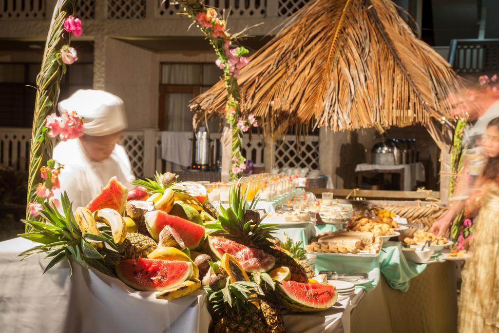 Amani Tiwi Beach Resort Eksteriør billede